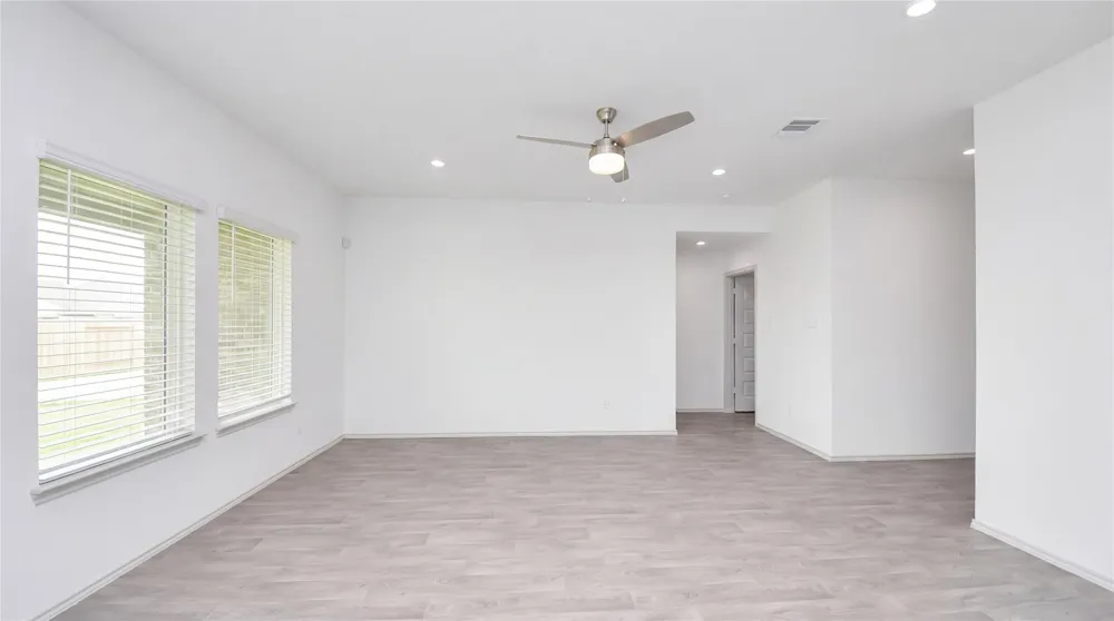 3521 Rockefeller Road Texas City, TX 77591