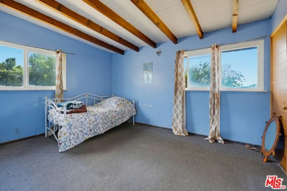 1175 Weaver Street Banning, CA 92220