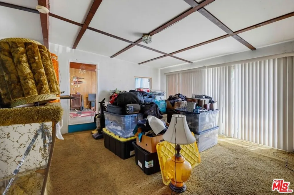 1175 Weaver Street Banning, CA 92220