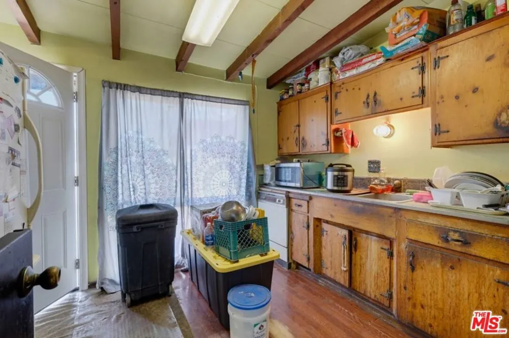 1175 Weaver Street Banning, CA 92220