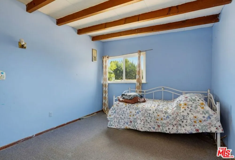 1175 Weaver Street Banning, CA 92220