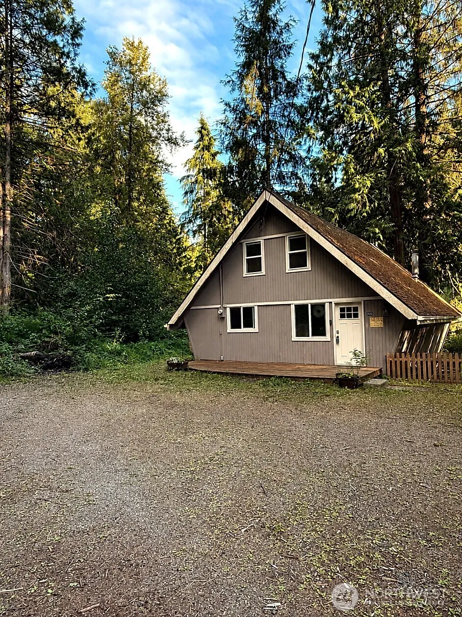 21430 118th Place NE Granite Falls, WA 98252