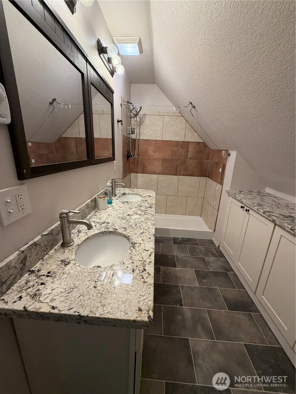 21430 118th Place NE Granite Falls, WA 98252
