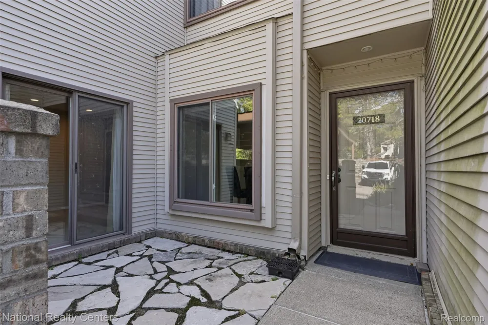 20718 Taft Road Northville City, MI 48167