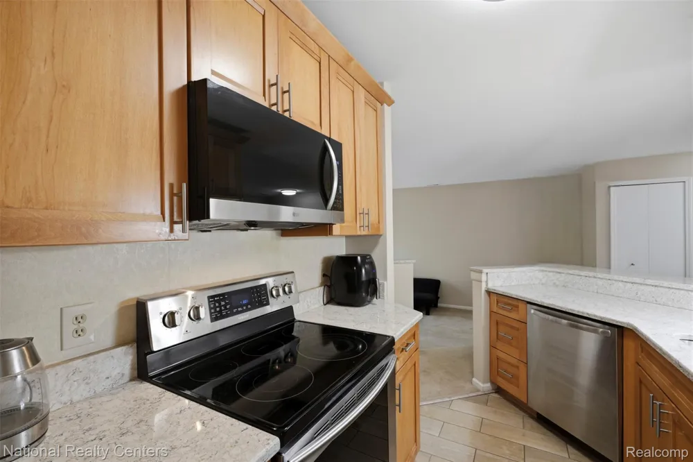 20718 Taft Road Northville City, MI 48167