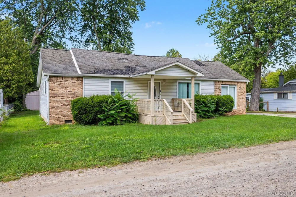 7313 Oak Road Worth Township, MI 48450