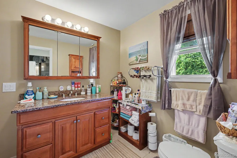 7313 Oak Road Worth Township, MI 48450