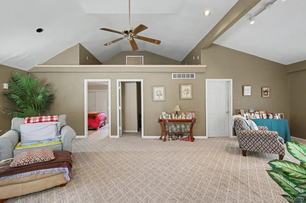 7313 Oak Road Worth Township, MI 48450