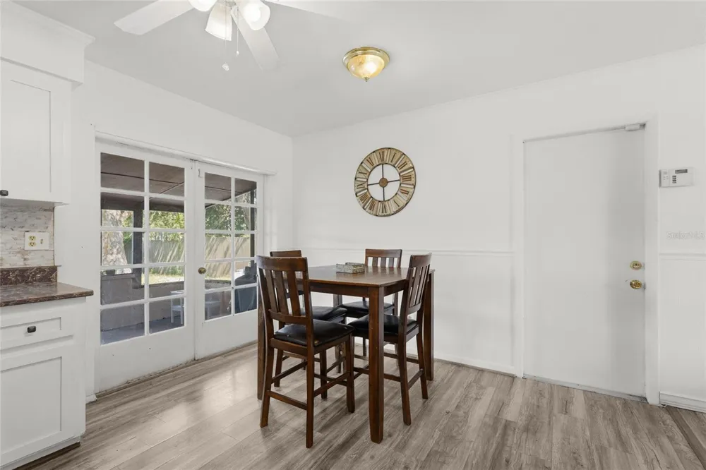 304 64TH STREET NE Bradenton, FL 34208