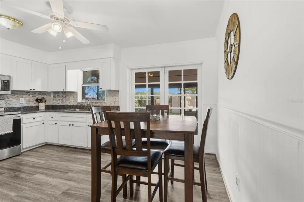 304 64TH STREET NE Bradenton, FL 34208