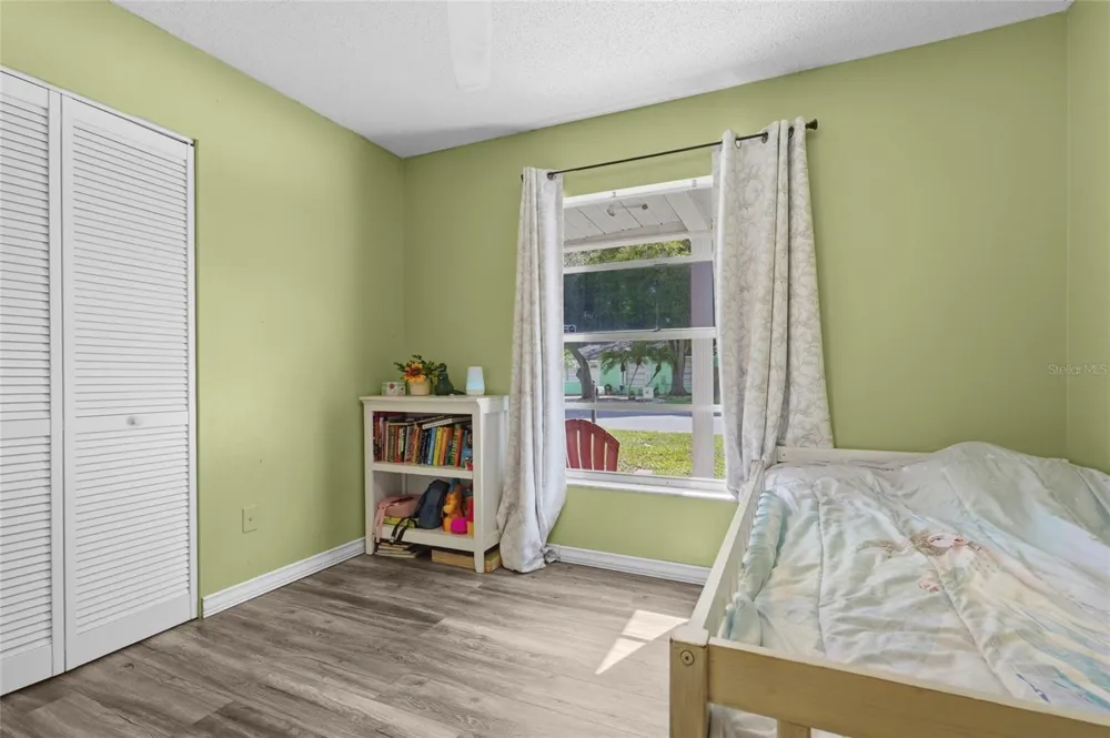 304 64TH STREET NE Bradenton, FL 34208