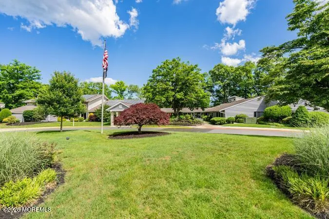 112 Manchester Court Red Bank, NJ 07701