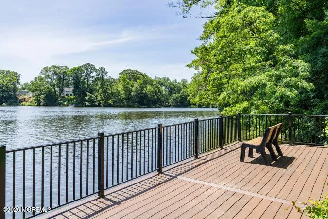 112 Manchester Court Red Bank, NJ 07701