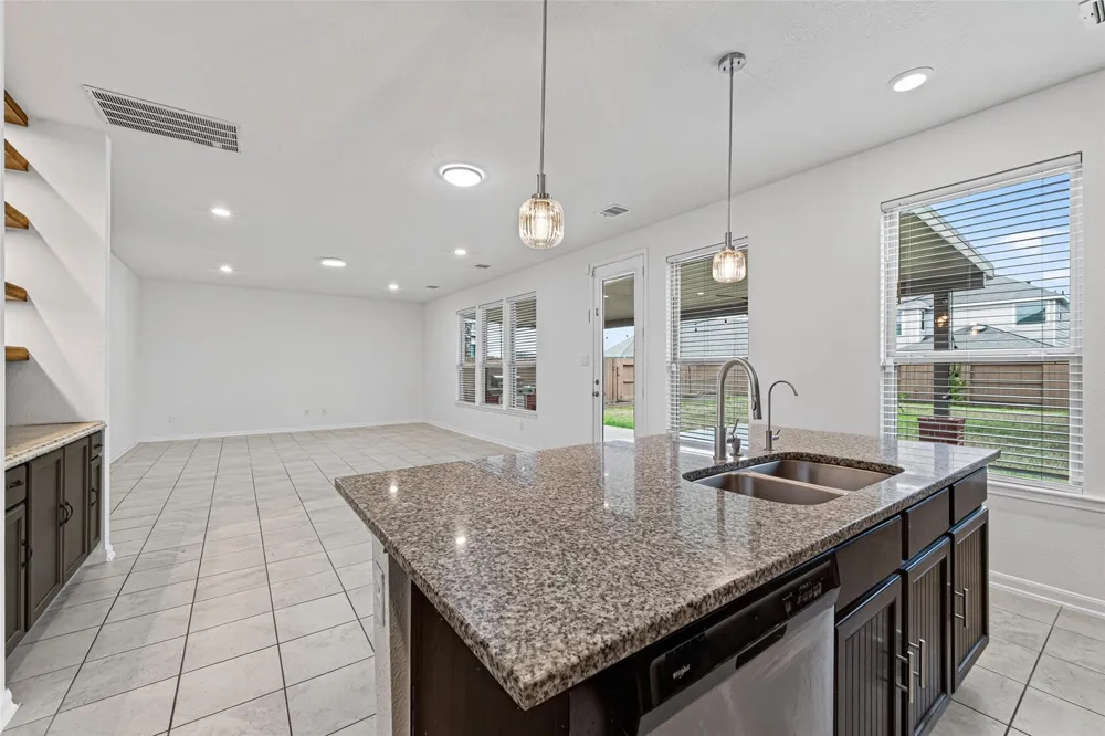 25319 Whitehaven Gate Street Katy, TX 77493