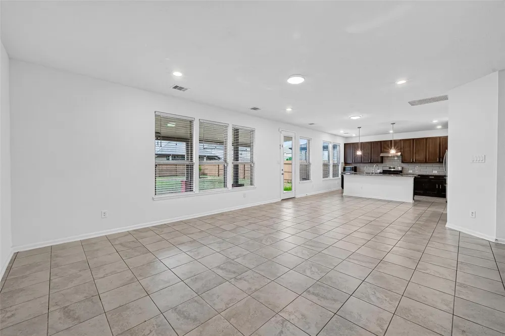 25319 Whitehaven Gate Street Katy, TX 77493