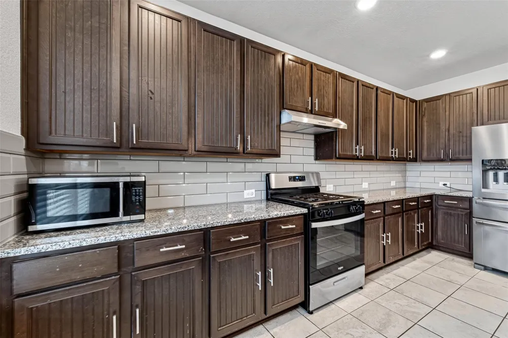 25319 Whitehaven Gate Street Katy, TX 77493