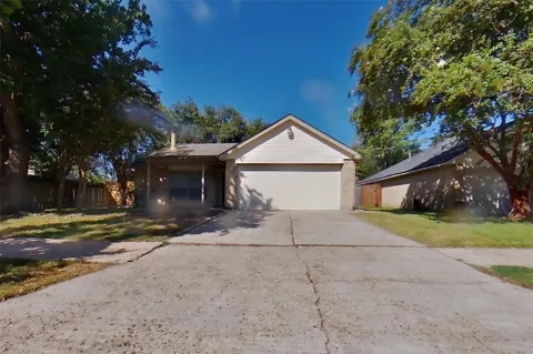 19311 Amistad Drive