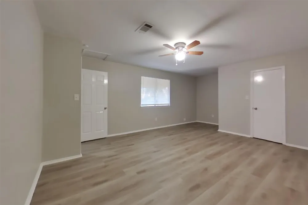 19311 Amistad Drive Tomball, TX 77375