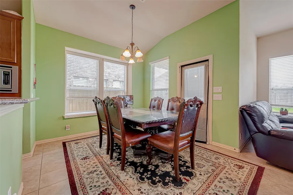 5626 Jay Thrush Drive Richmond, TX 77407