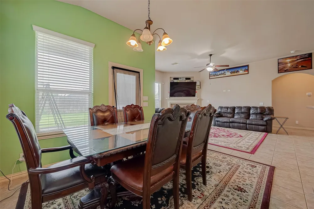 5626 Jay Thrush Drive Richmond, TX 77407