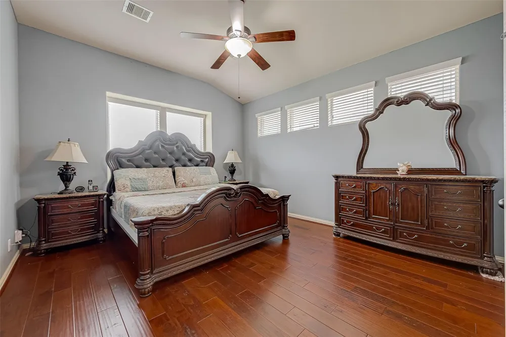 5626 Jay Thrush Drive Richmond, TX 77407