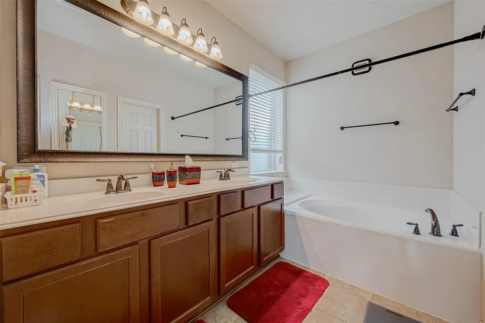 5626 Jay Thrush Drive Richmond, TX 77407