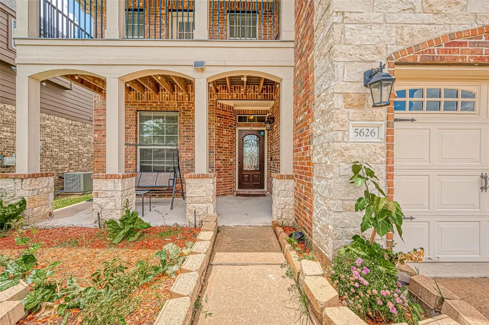 5626 Jay Thrush Drive Richmond, TX 77407