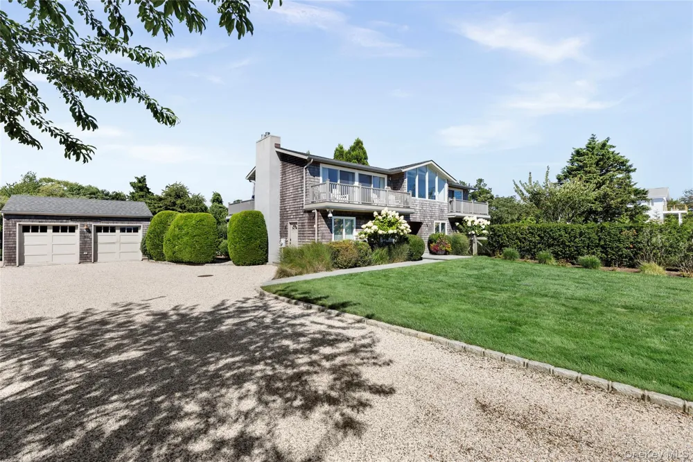 4 Bayberry Lane Remsenburg, NY 11960