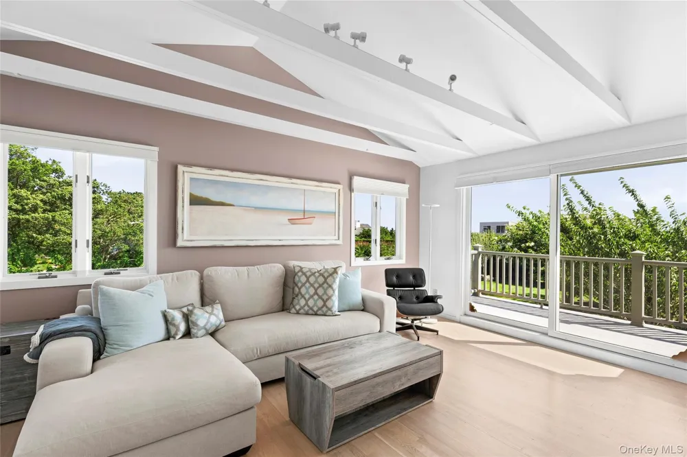 4 Bayberry Lane Remsenburg, NY 11960