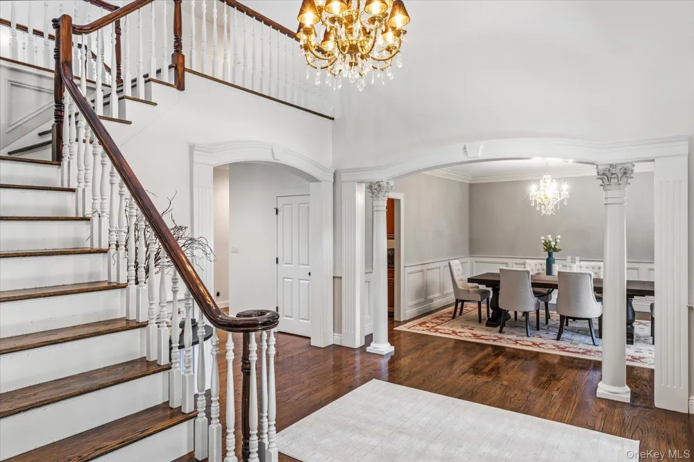 3 Spring Bay Lane Lloyd Harbor, NY 11743