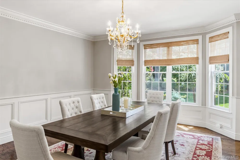 3 Spring Bay Lane Lloyd Harbor, NY 11743