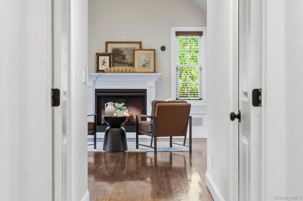 3 Spring Bay Lane Lloyd Harbor, NY 11743