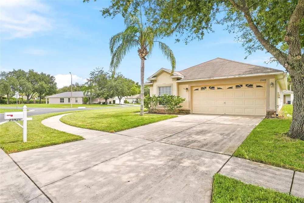 25928 CRIPPEN DRIVE Land O Lakes, FL 34639
