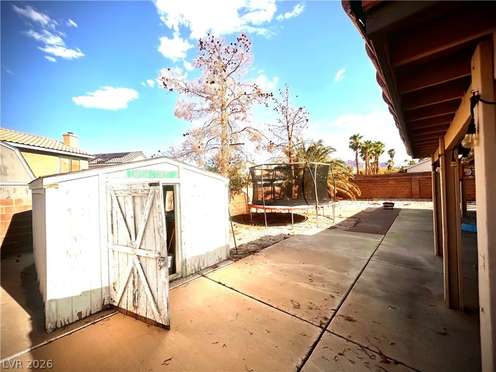 708 Canyon Country Circle Henderson, NV 89002