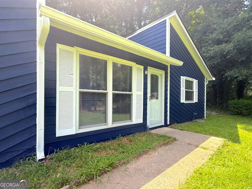 813 Post Oak CIR Lawrenceville, GA 30046