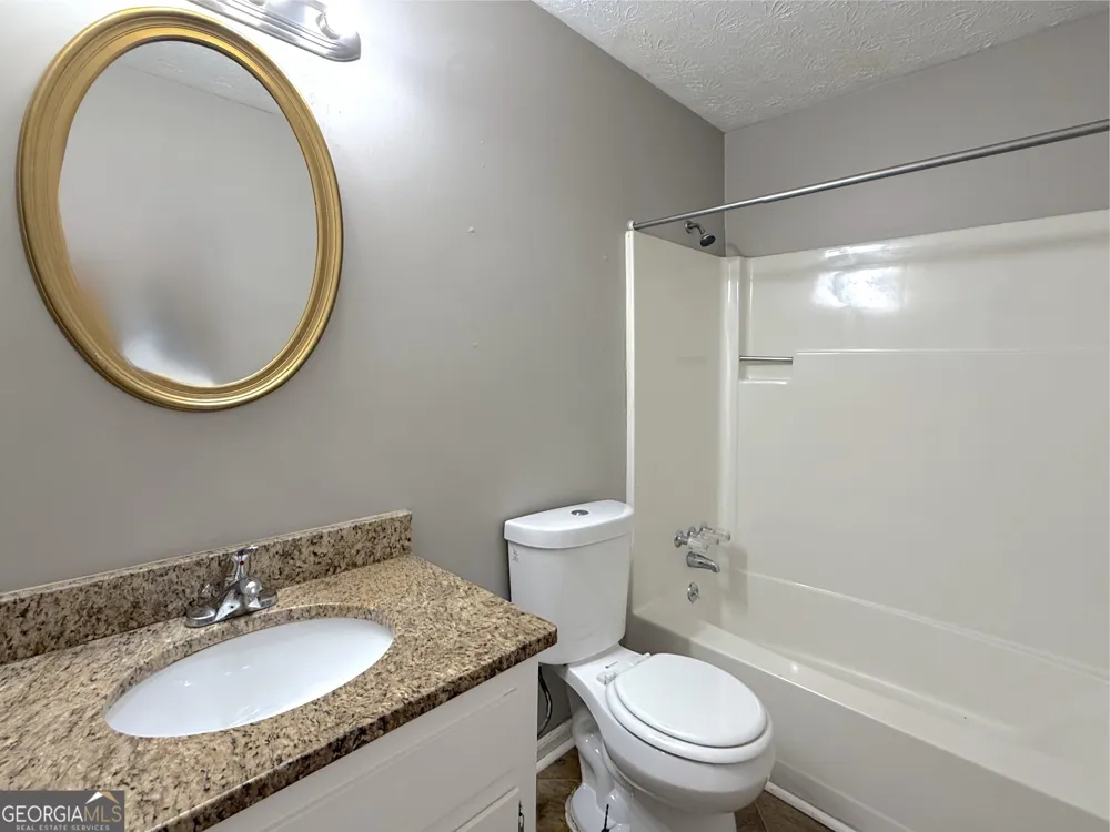 813 Post Oak CIR Lawrenceville, GA 30046