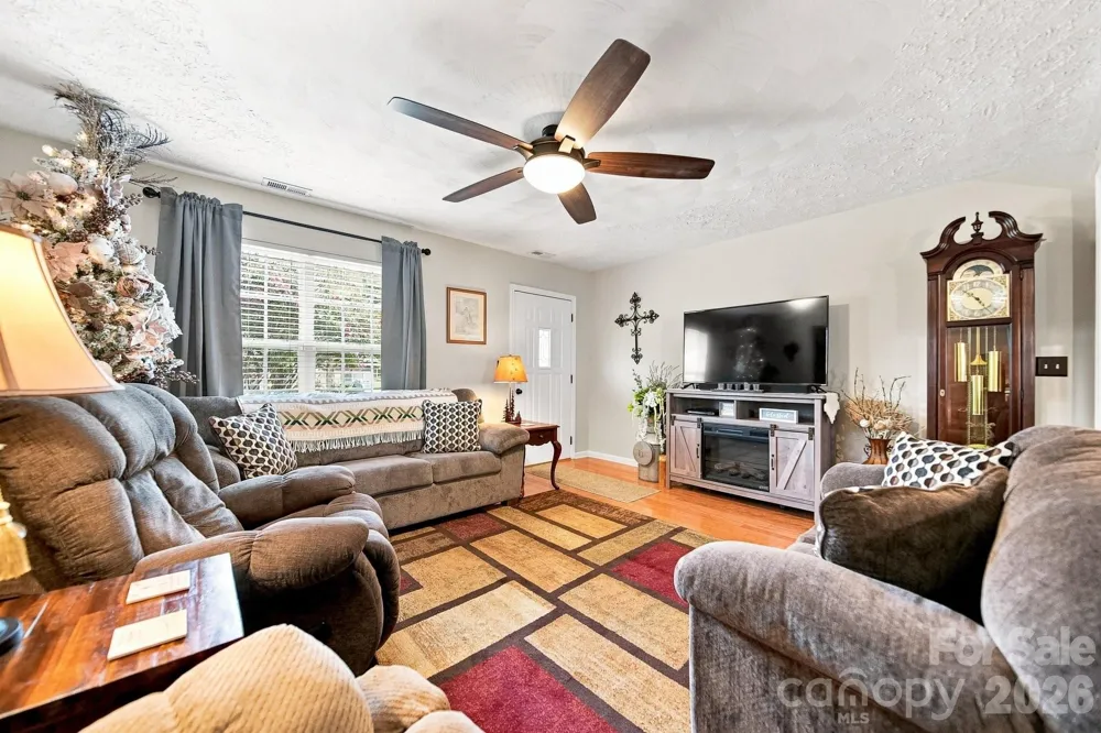 803 Whetstone Place SW Conover, NC 28613