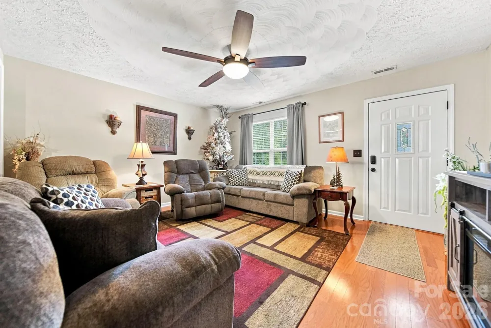 803 Whetstone Place SW Conover, NC 28613