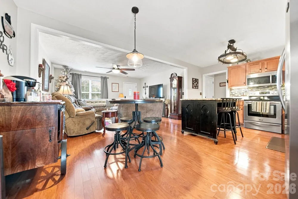 803 Whetstone Place SW Conover, NC 28613