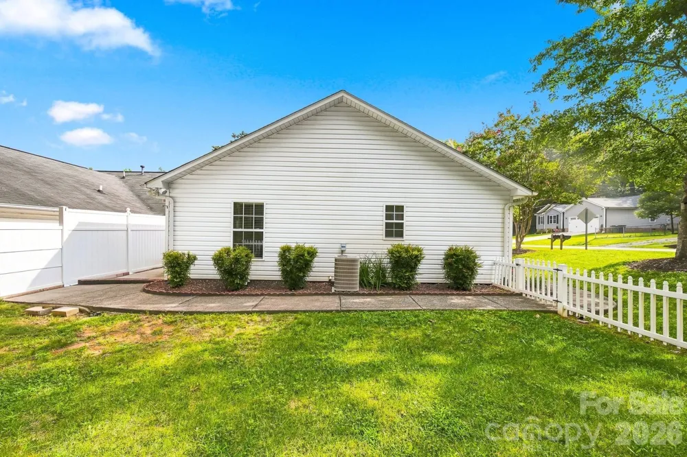 803 Whetstone Place SW Conover, NC 28613