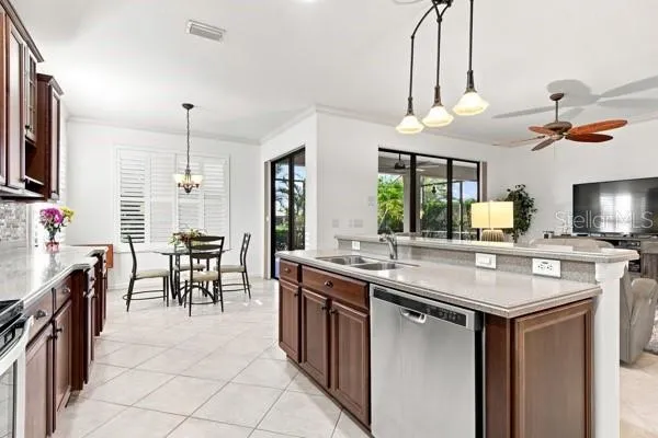 1884 BATELLO DRIVE Venice, FL 34292