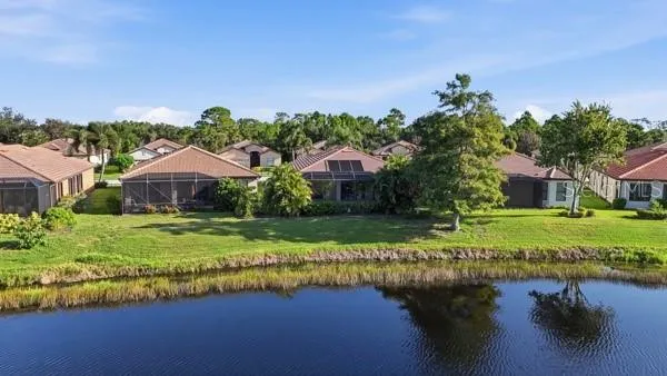 1884 BATELLO DRIVE Venice, FL 34292