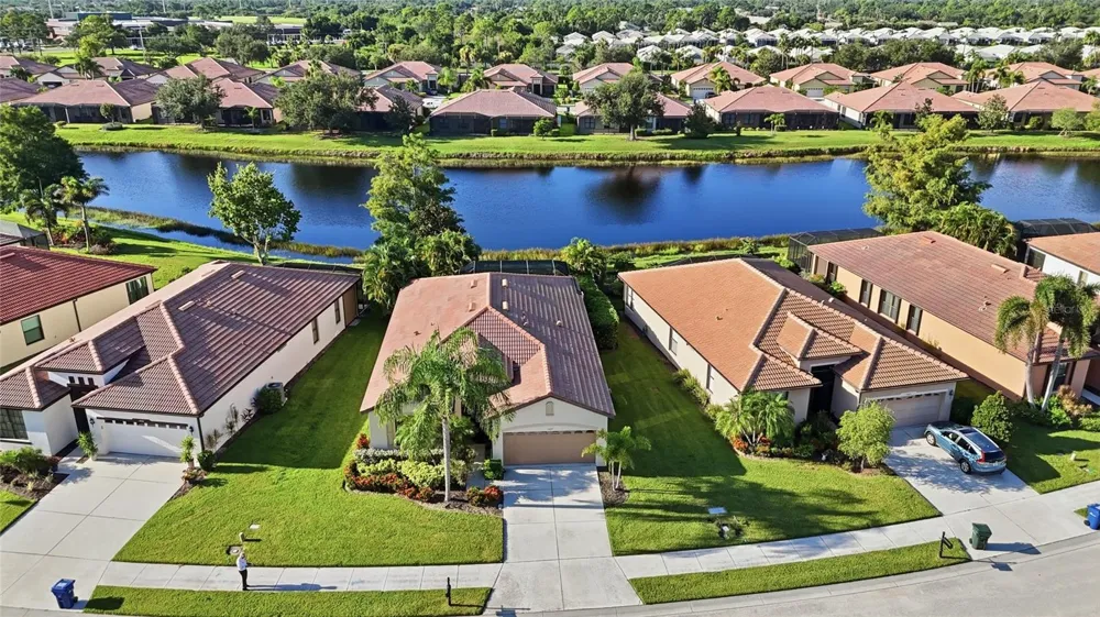 1884 BATELLO DRIVE Venice, FL 34292
