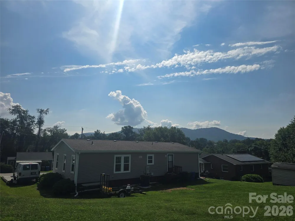 10 Brad Street Asheville, NC 28803