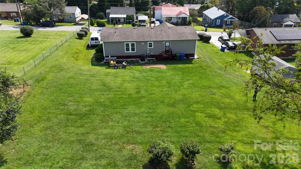 10 Brad Street Asheville, NC 28803