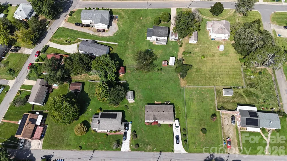 10 Brad Street Asheville, NC 28803