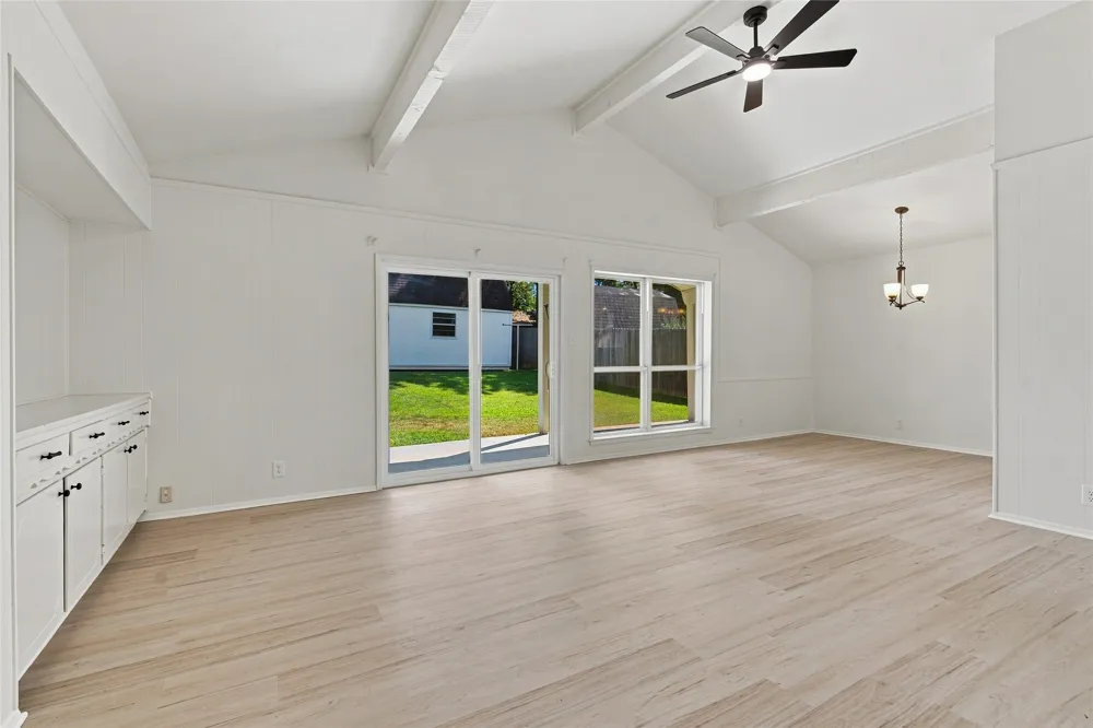 820 E Windsor Drive Denton, TX 76209