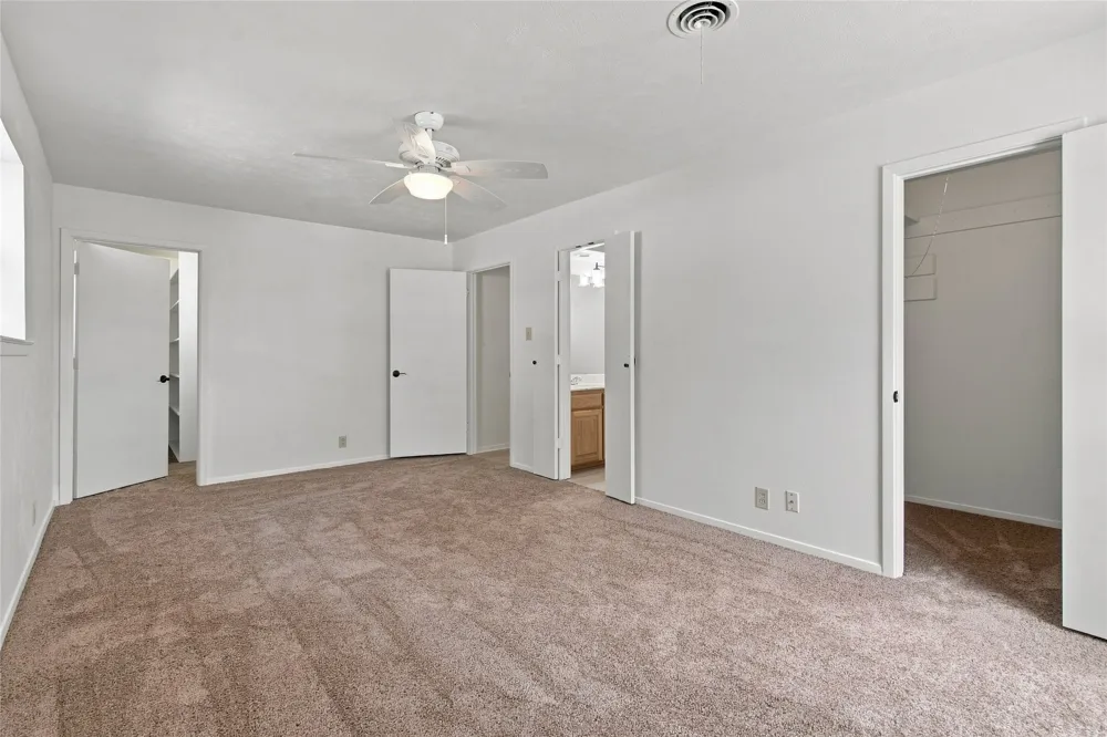 820 E Windsor Drive Denton, TX 76209