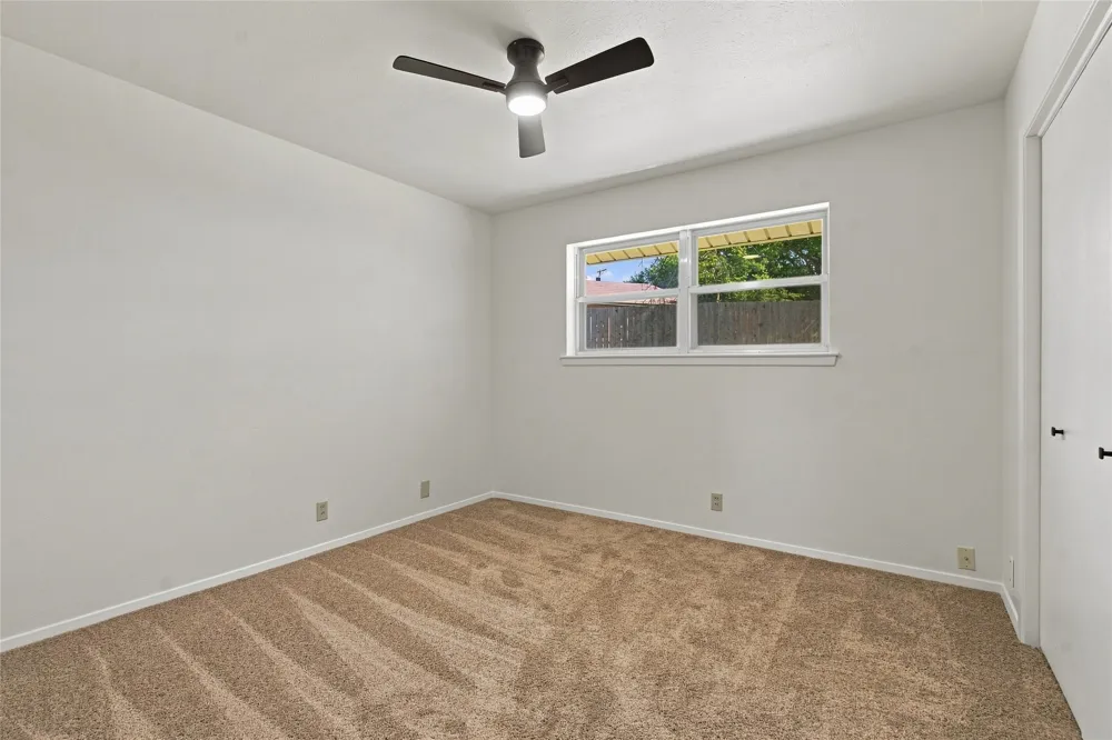 820 E Windsor Drive Denton, TX 76209