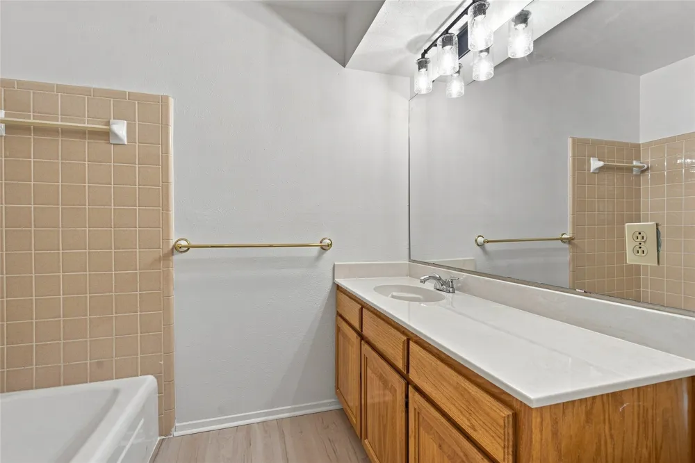 820 E Windsor Drive Denton, TX 76209